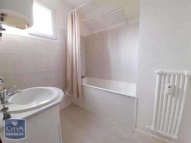 Appartement à louer 3 pièces 71.23m²