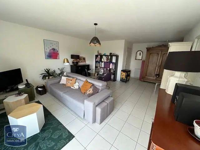 Appartement à louer 3 pièces 71.2m²