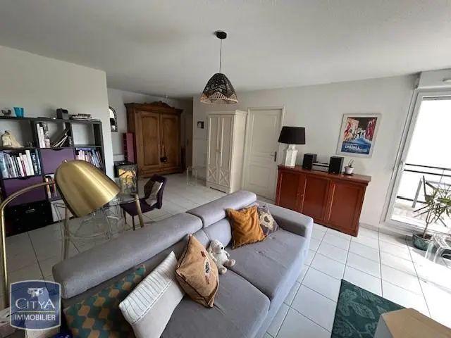 Appartement à louer 3 pièces 71.2m²