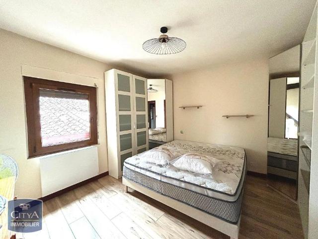 Appartement à louer 3 pièces 71.5m²
