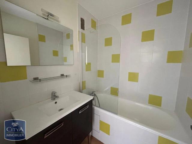 Appartement à louer 3 pièces 71.5m²