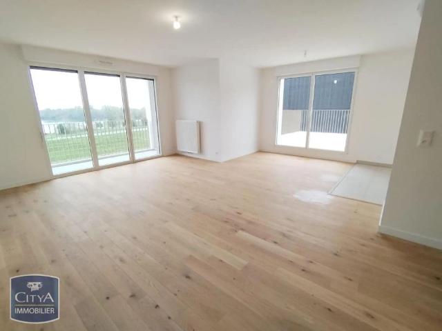 Appartement à louer 3 pièces 71.5m²