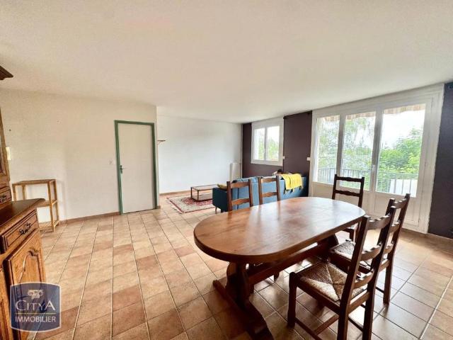 Appartement à louer 3 pièces 71m²