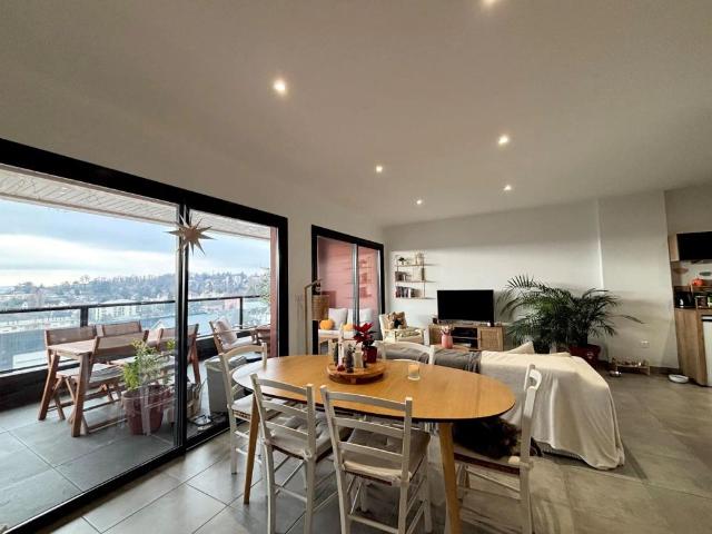 Appartement à louer 3 pièces 72.64m²