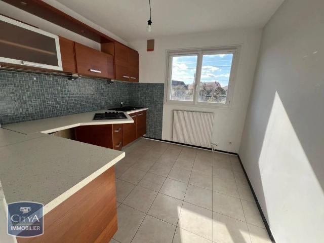 Appartement à louer 3 pièces 72.75m²