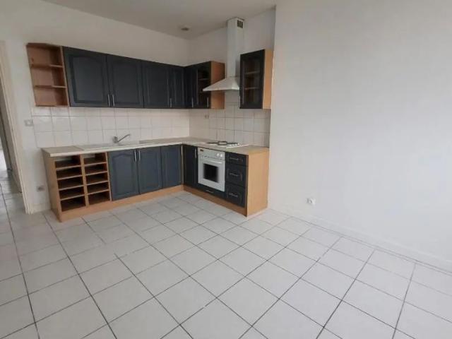 Appartement à louer 3 pièces 72.79m²