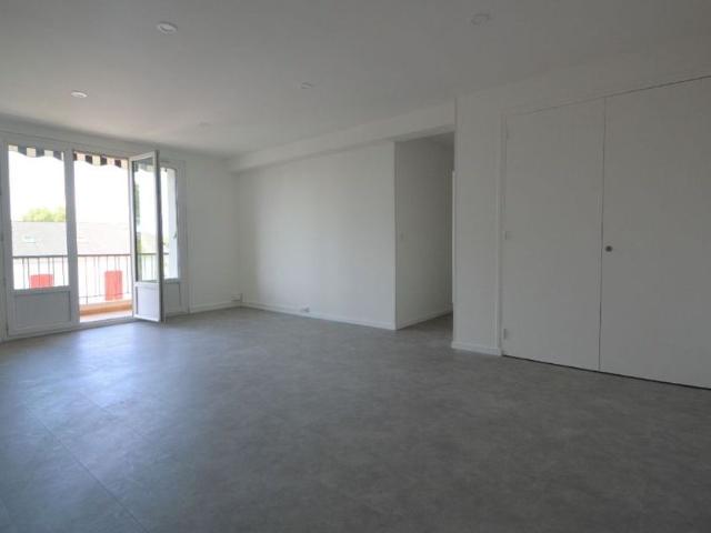 Appartement à louer 3 pièces • 73,09 m2 Lescar