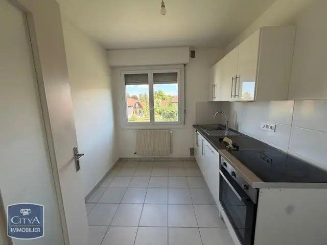 Appartement à louer 3 pièces 73.69m²