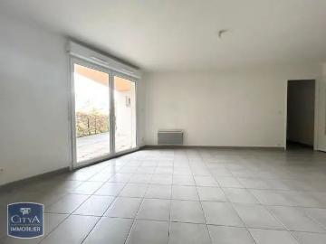 Appartement à louer 3 pièces 73.73m²