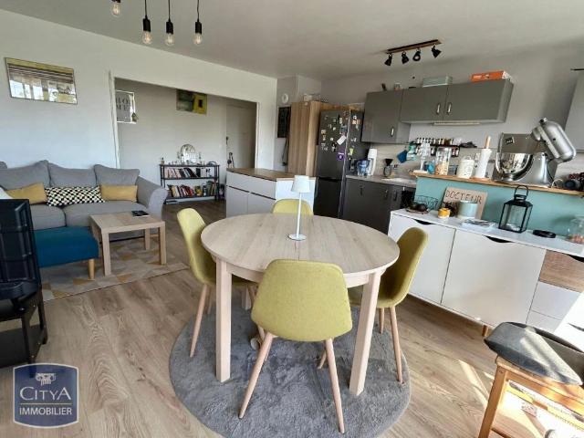 Appartement à louer 3 pièces 73.85m²