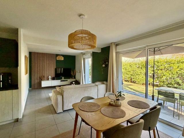 Appartement à louer 3 pièces • 84 m2 Pessac