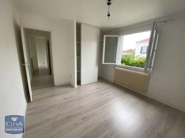 Appartement à louer 3 pièces 84.46m²