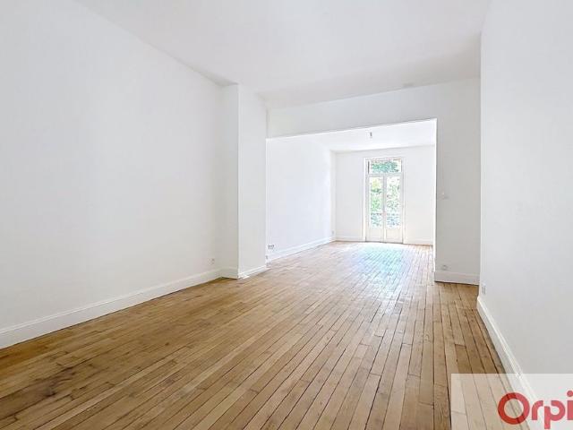 Appartement à louer 3 pièces • 84,50 m2 Néris les Bains
