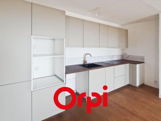 Appartement à louer 3 pièces 85,71 m