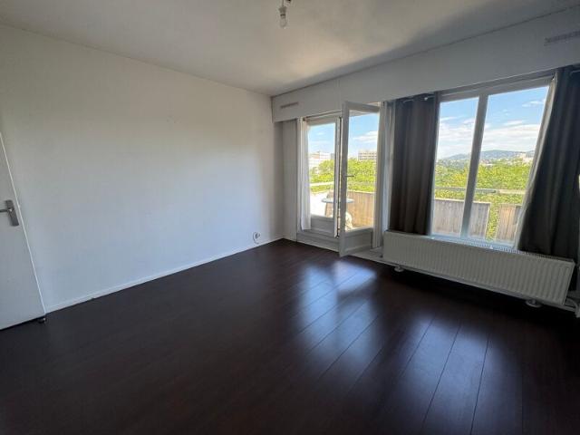Appartement à louer 3 pièces • 85,88 m2 Lyon 9