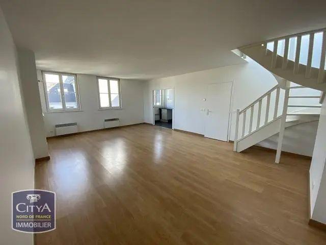 Appartement à louer 3 pièces 85m²