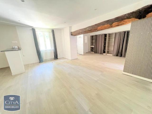Appartement à louer 3 pièces 86.12m²