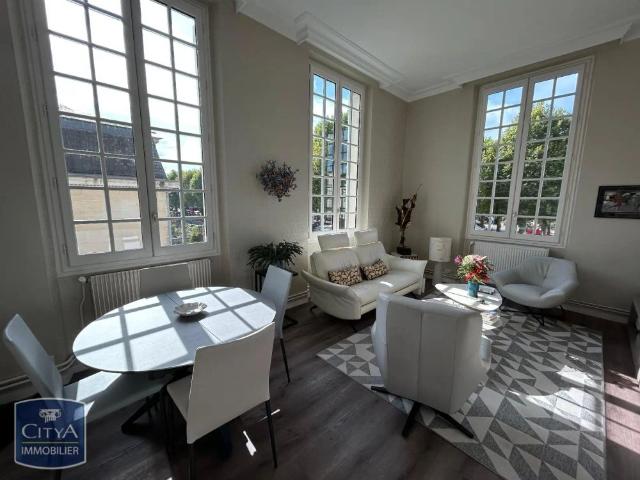 Appartement à louer 3 pièces 86.7m²