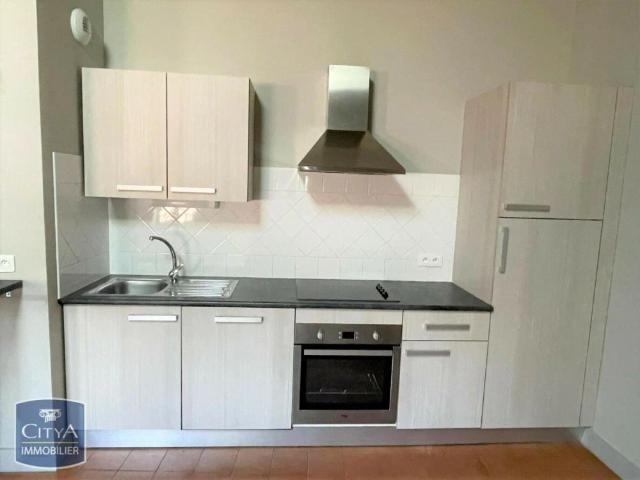Appartement à louer 3 pièces 86.7m²