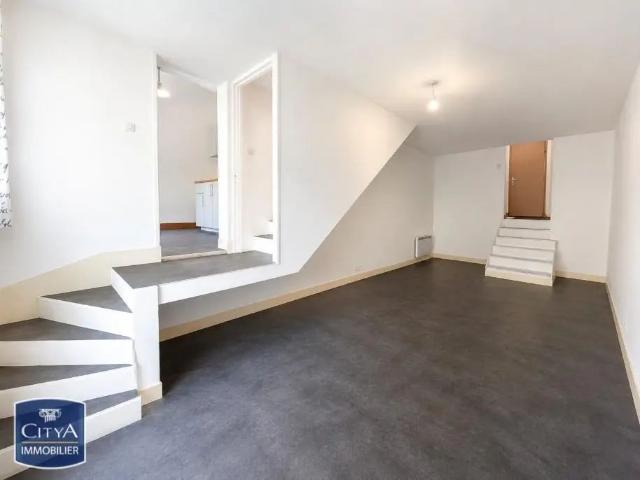 Appartement à louer 3 pièces 87m²