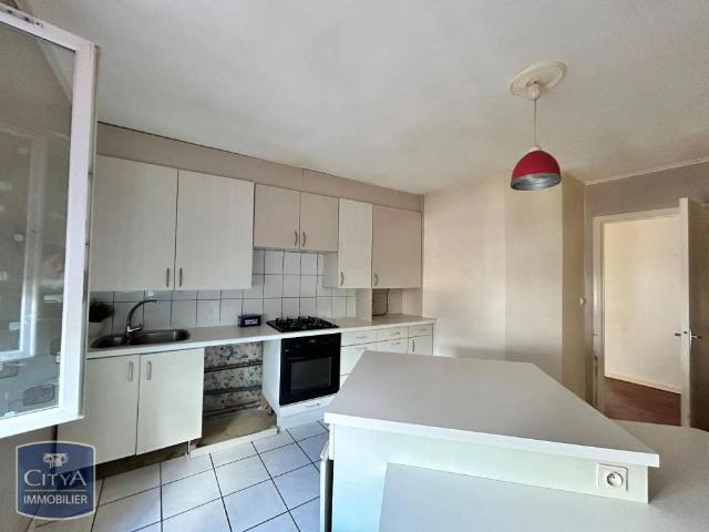 Appartement à louer 3 pièces 89.3m²