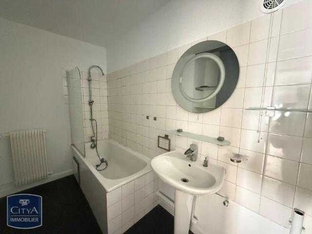 Appartement à louer 3 pièces 80.36m²