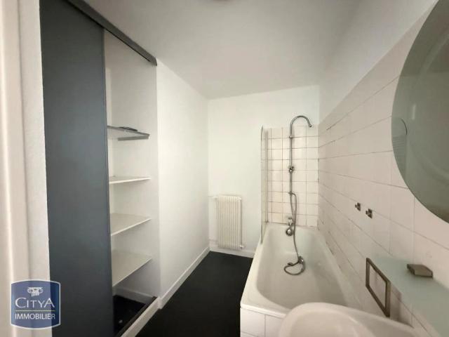 Appartement à louer 3 pièces 80.36m²