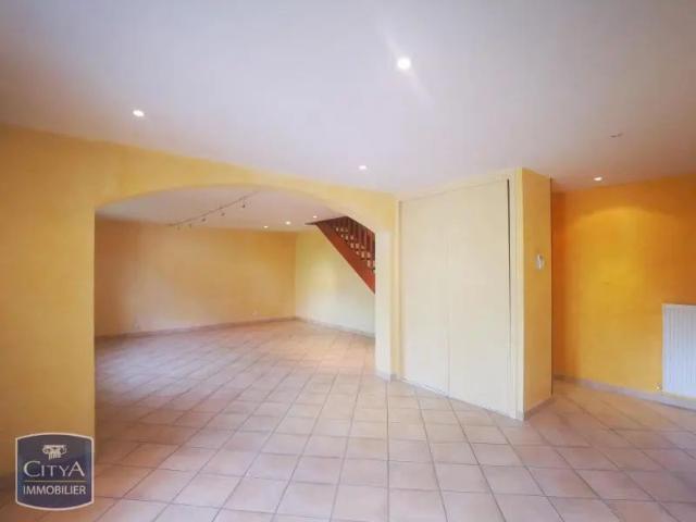 Appartement à louer 3 pièces 80.43m²