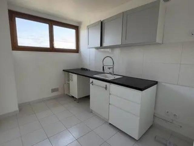 Appartement à louer 3 pièces 80.54m²