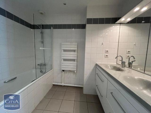 Appartement à louer 3 pièces 80.72m²