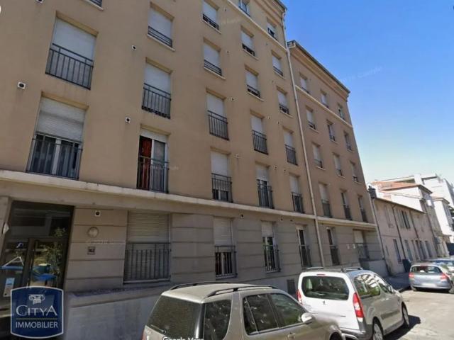 Appartement à louer 3 pièces 81.2m²