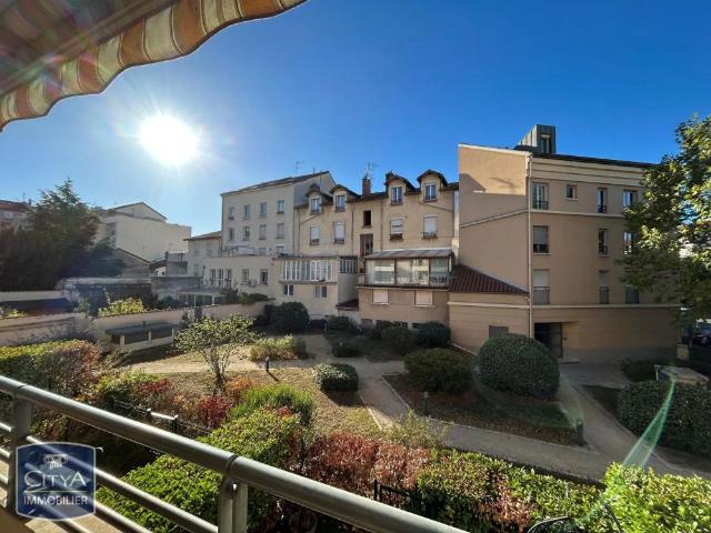 Appartement à louer 3 pièces 81.2m²