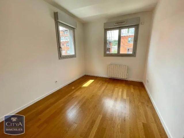 Appartement à louer 3 pièces 81.87m²