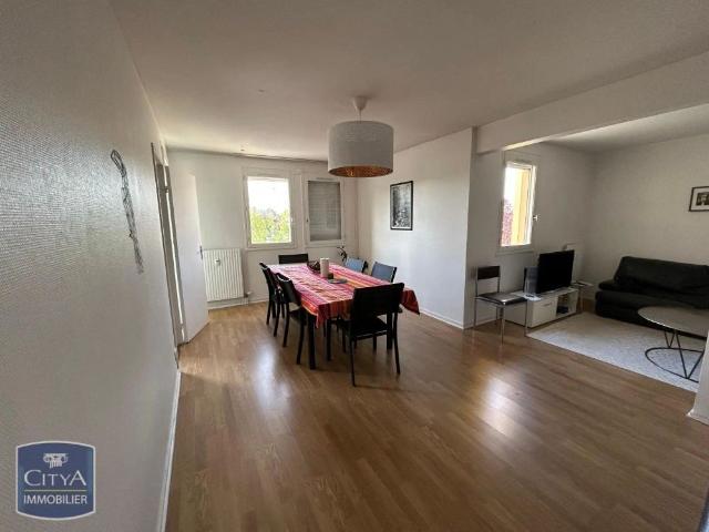 Appartement à louer 3 pièces 83.55m²
