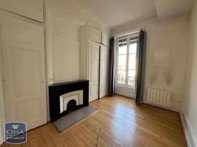 Appartement à louer 3 pièces 95m²
