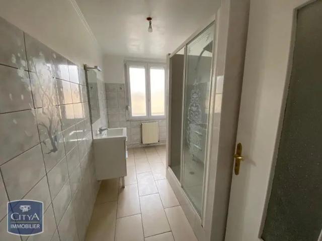 Appartement à louer 3 pièces 97.1m²