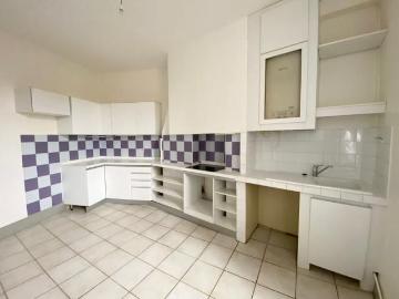 Appartement à louer 3 pièces 99 m²