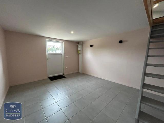 Appartement à louer 3 pièces 99.2m²