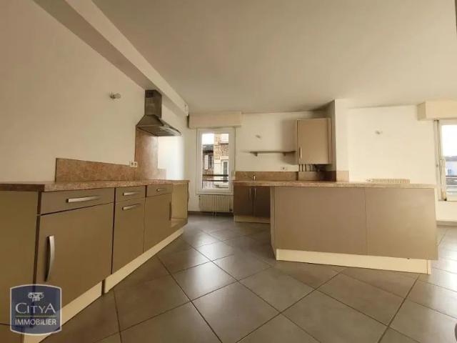 Appartement à louer 3 pièces 90.85m²