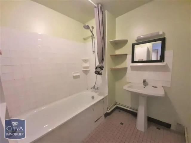 Appartement à louer 3 pièces 90m²