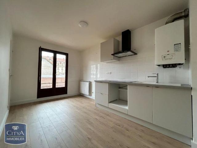 Appartement à louer 3 pièces 92.71m²