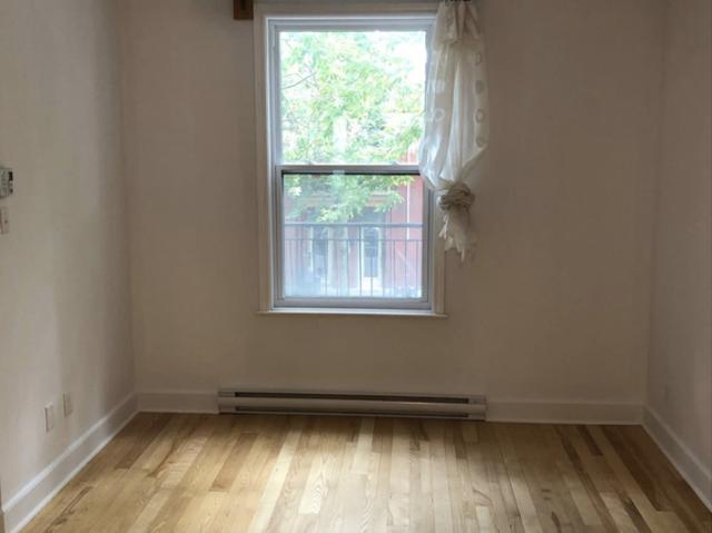 Appartement à Louer 4569 rue chabot, Le Plateau Mont Royal Montréal 10 photos | Logis Québec