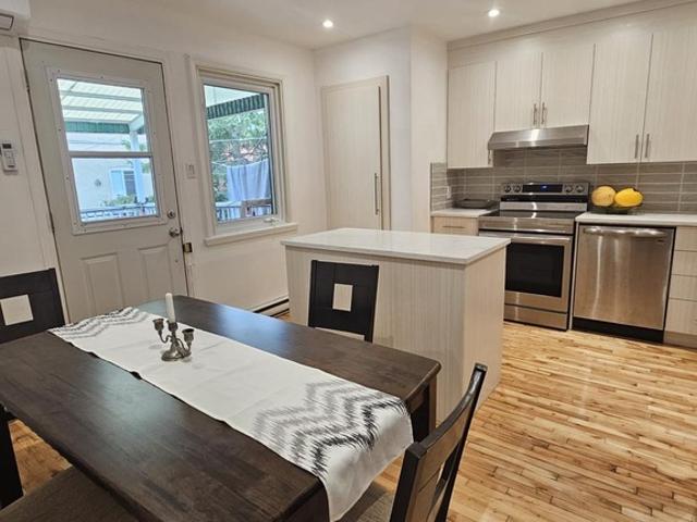 Appartement à Louer 4575, av Charlemagne, Rosemont/La Petite Patrie Montréal 5 photos | Logis Québec