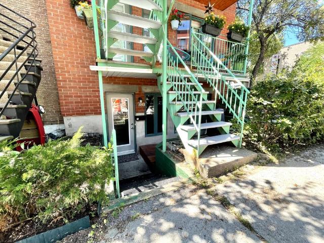 Appartement à Louer 4780 Rue Cartier, Le Plateau Mont Royal Montréal 12 photos | Logis Québec