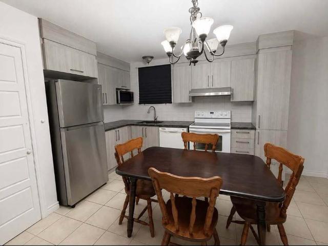 Appartement à Louer 481 214e rue, Saint Georges Shawinigan 4 photos | Logis Québec