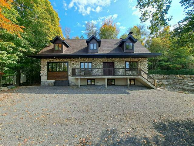 Appartement à Louer 491,Rue des Écureuils, Sainte Adèle 1 photos | Logis Québec