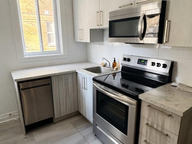 Appartement à Louer 4330 boulevard Pie IX, Rosemont/La Petite Patrie Montréal 5 photos | Logis Québec