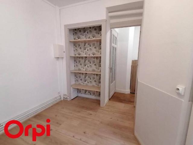 Appartement À Louer 43 m²