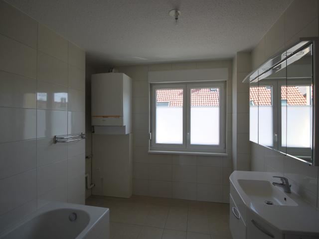 Appartement à louer, 4 pièces Oberschaeffolsheim 67203