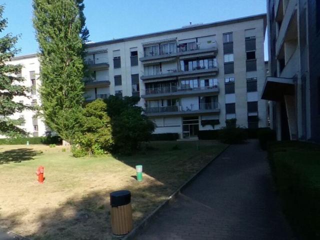 Appartement à louer 4 pièces • Orléans